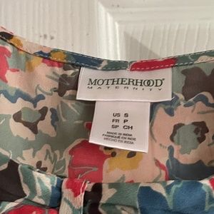 Motherhood, maternity, summer dress super cute!